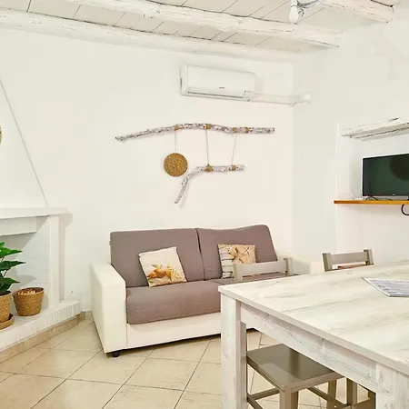 Le Arcada - Nel Cuore Del Centro Storico Di Орозеи