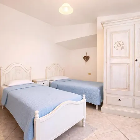 Le Arcada - Diffusi Nel Cuore Del Centro Storico Di Appartement Orosei