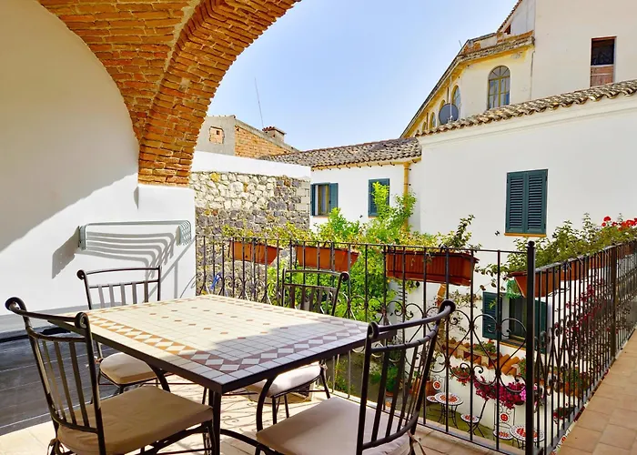 Le Arcada - Nel Cuore Del Centro Storico Di 公寓 奥罗塞伊